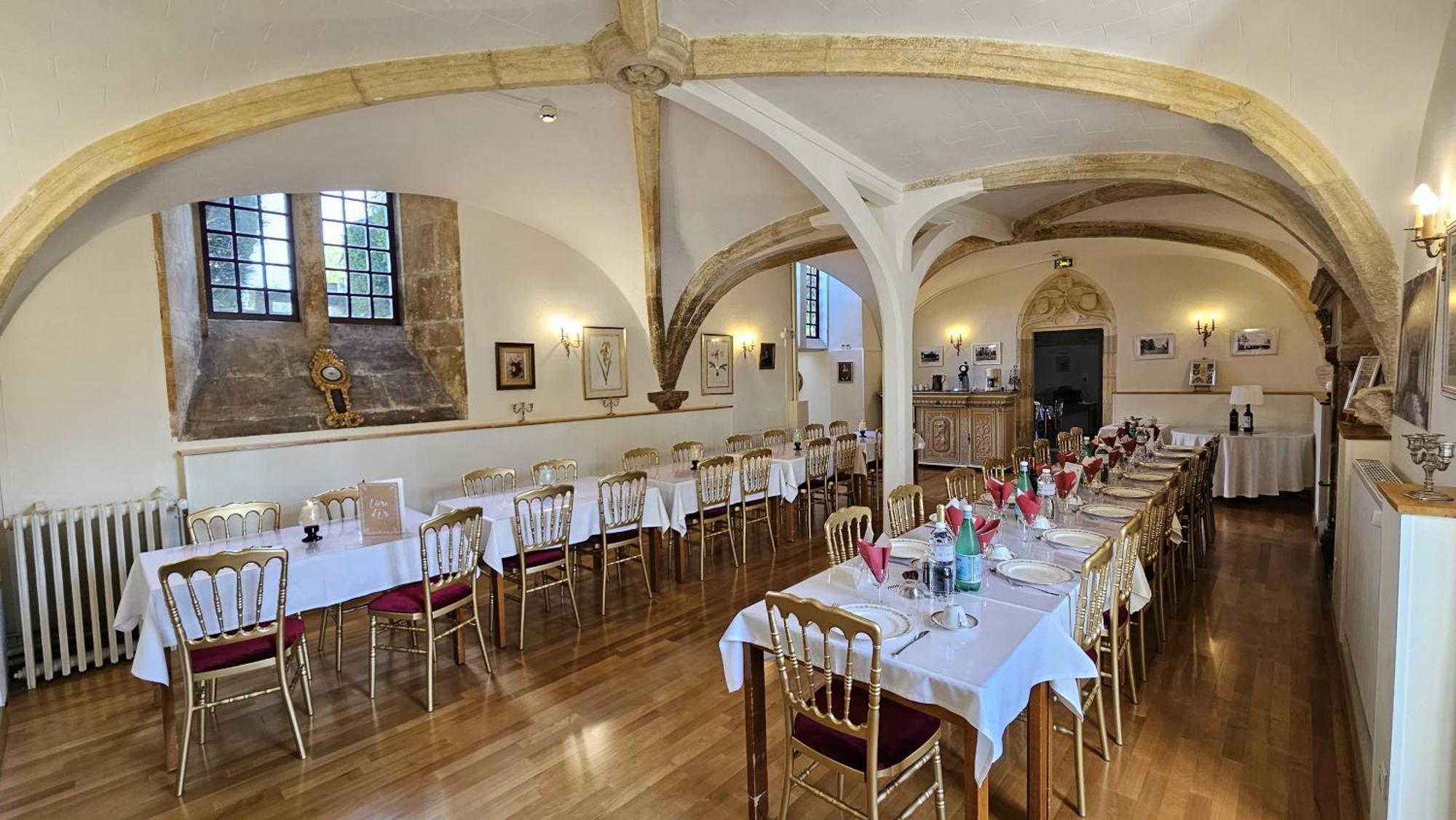 Chateau De Mornay Saint-Pierre-de-l'Isle Buitenkant foto